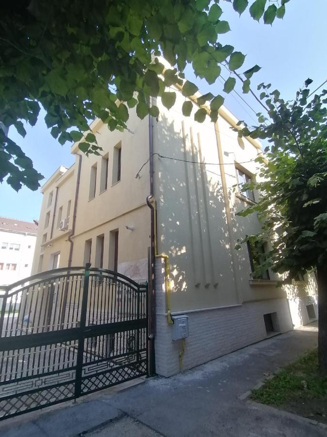 Nova Lake Apartamente Wild Jungle Satu Mare Buitenkant foto